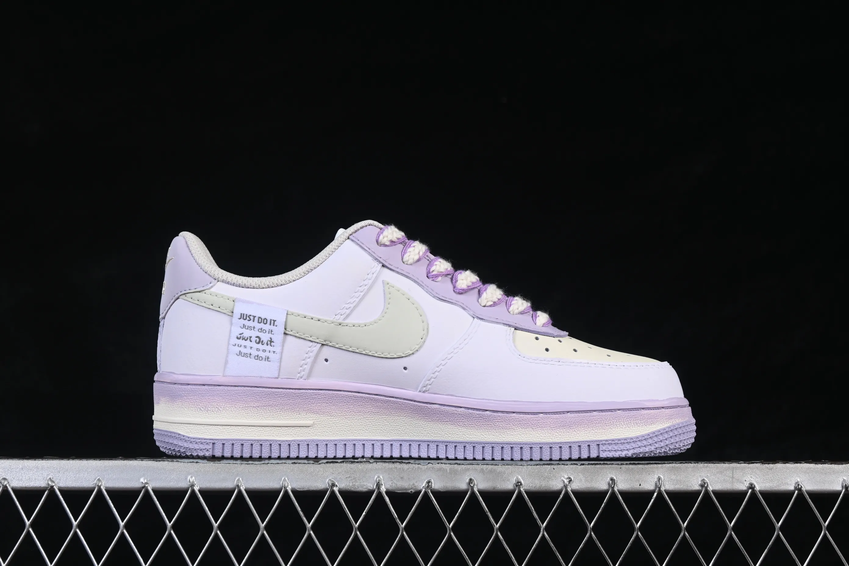 All categories Nk Air Force 1 Air Force series Nk Air Force 1 Low Air Force low top Nike Air Force 1'07 Low "Pastel Candy Doodle" Hand-painted graffiti Gummy graffiti Air Force One low-top casual sneakers FB1839-321